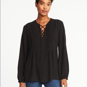 Old Navy Black Tie-front Pintuck Yoke Swing Long Sleeve Blouse Top